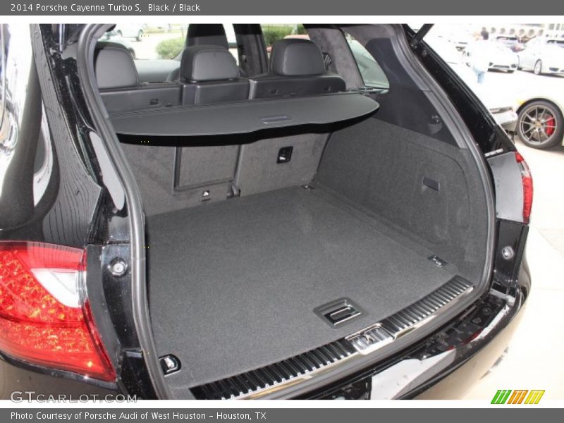  2014 Cayenne Turbo S Trunk