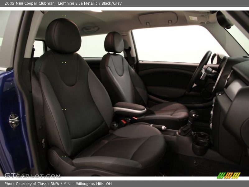 Lightning Blue Metallic / Black/Grey 2009 Mini Cooper Clubman