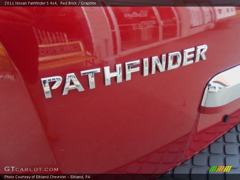 Red Brick / Graphite 2011 Nissan Pathfinder S 4x4