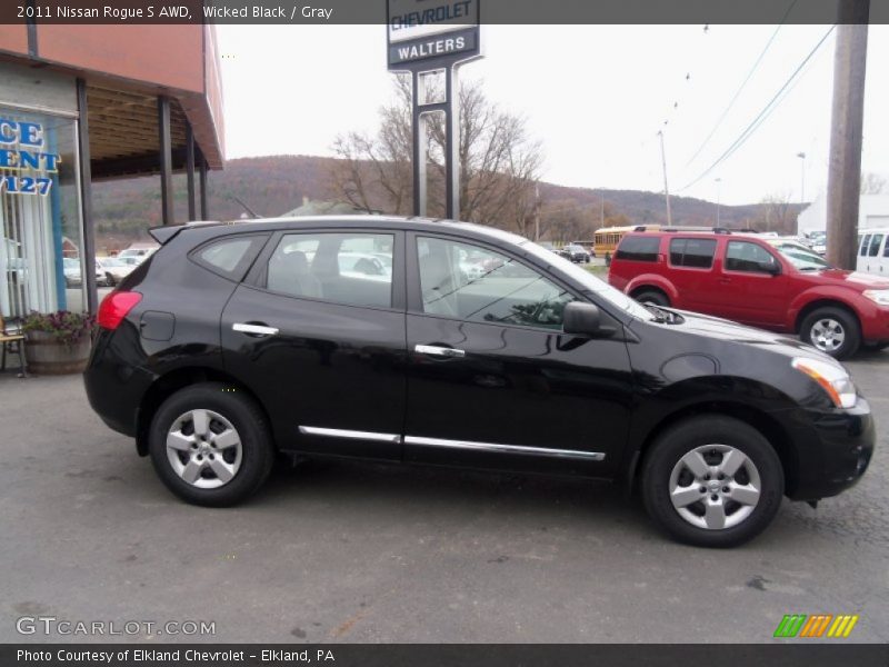 Wicked Black / Gray 2011 Nissan Rogue S AWD