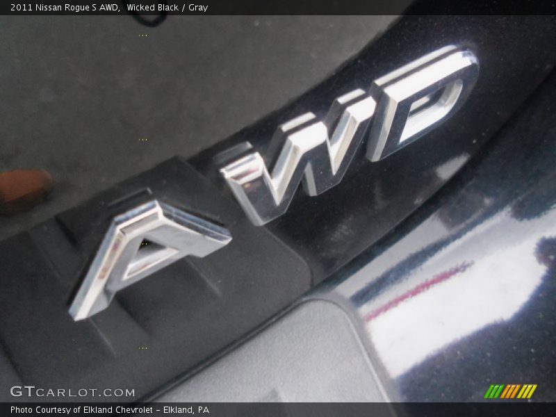 Wicked Black / Gray 2011 Nissan Rogue S AWD