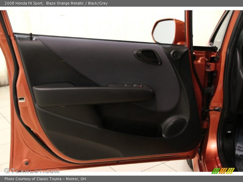 Blaze Orange Metallic / Black/Grey 2008 Honda Fit Sport