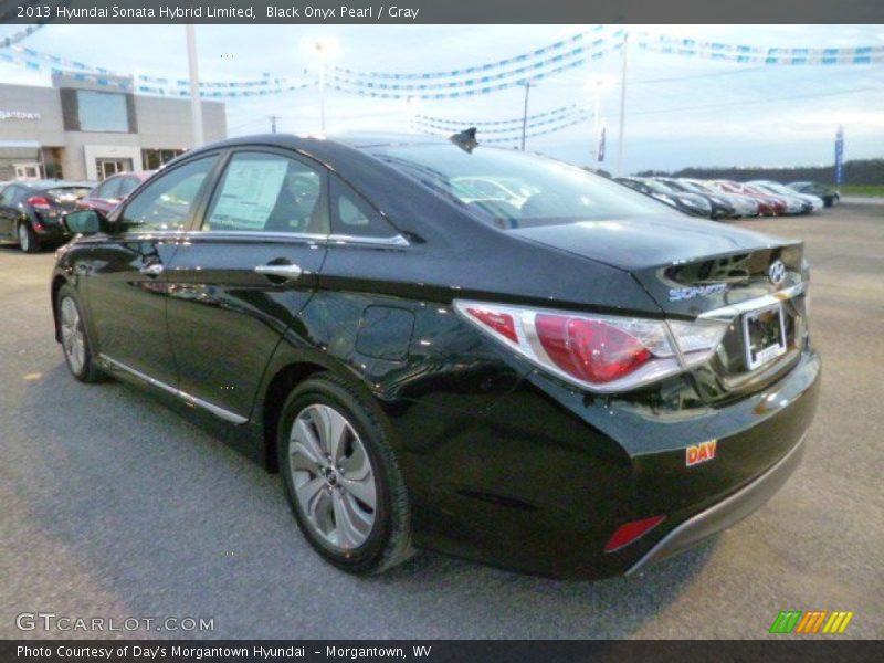 Black Onyx Pearl / Gray 2013 Hyundai Sonata Hybrid Limited