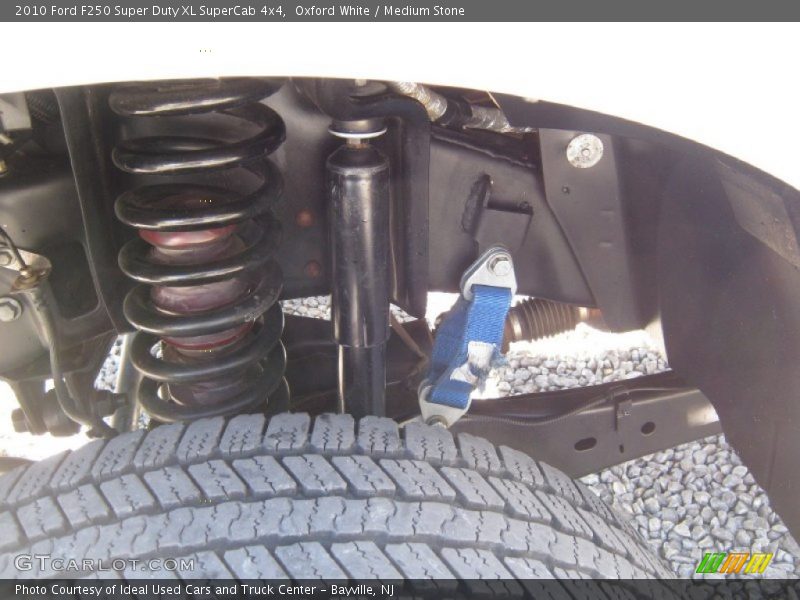 Oxford White / Medium Stone 2010 Ford F250 Super Duty XL SuperCab 4x4