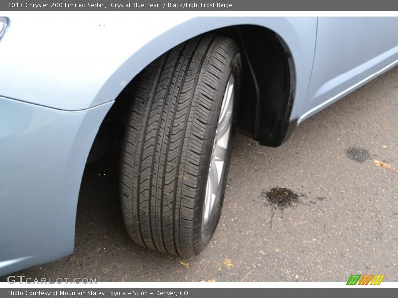 Crystal Blue Pearl / Black/Light Frost Beige 2013 Chrysler 200 Limited Sedan
