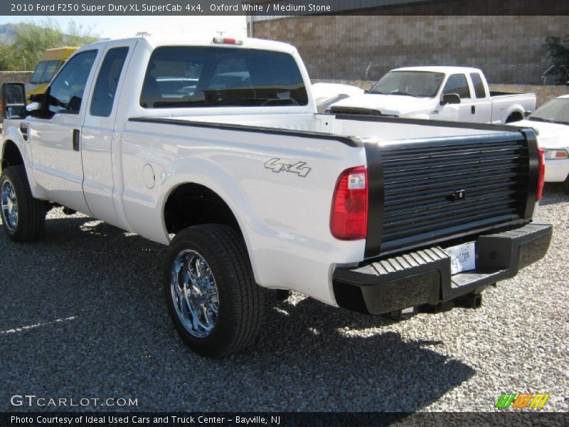 Oxford White / Medium Stone 2010 Ford F250 Super Duty XL SuperCab 4x4