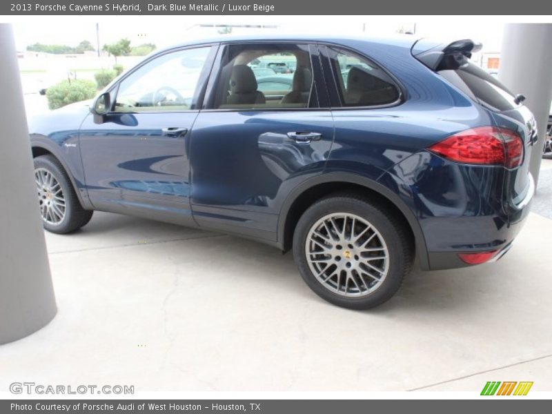 Dark Blue Metallic / Luxor Beige 2013 Porsche Cayenne S Hybrid