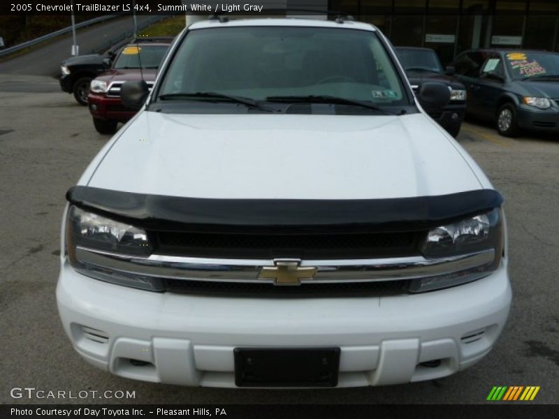 Summit White / Light Gray 2005 Chevrolet TrailBlazer LS 4x4