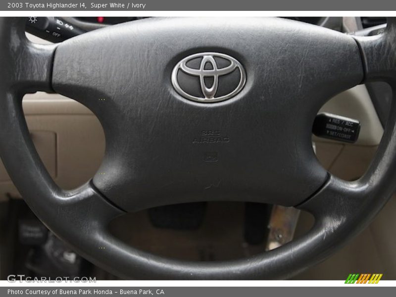 Super White / Ivory 2003 Toyota Highlander I4