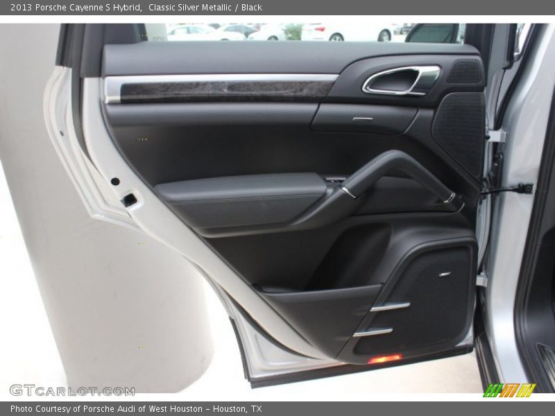 Door Panel of 2013 Cayenne S Hybrid