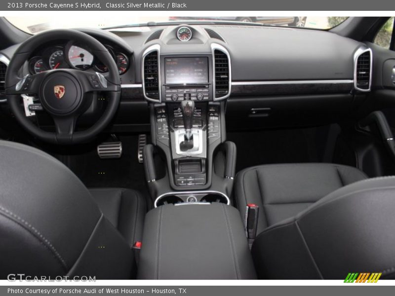 Dashboard of 2013 Cayenne S Hybrid
