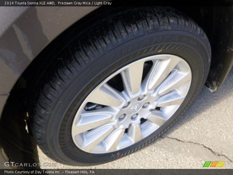 Predawn Gray Mica / Light Gray 2014 Toyota Sienna XLE AWD
