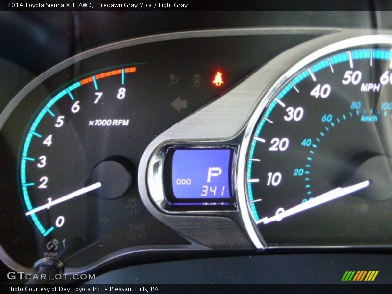 Predawn Gray Mica / Light Gray 2014 Toyota Sienna XLE AWD