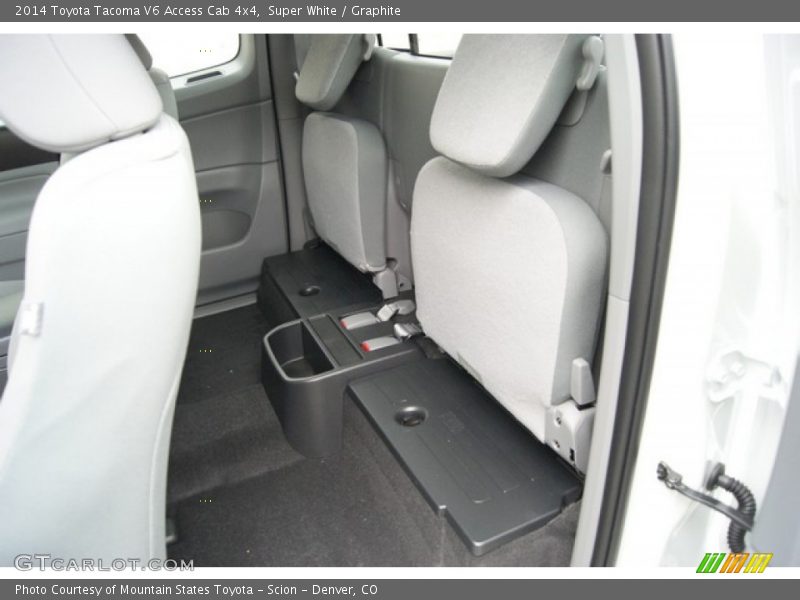 Super White / Graphite 2014 Toyota Tacoma V6 Access Cab 4x4