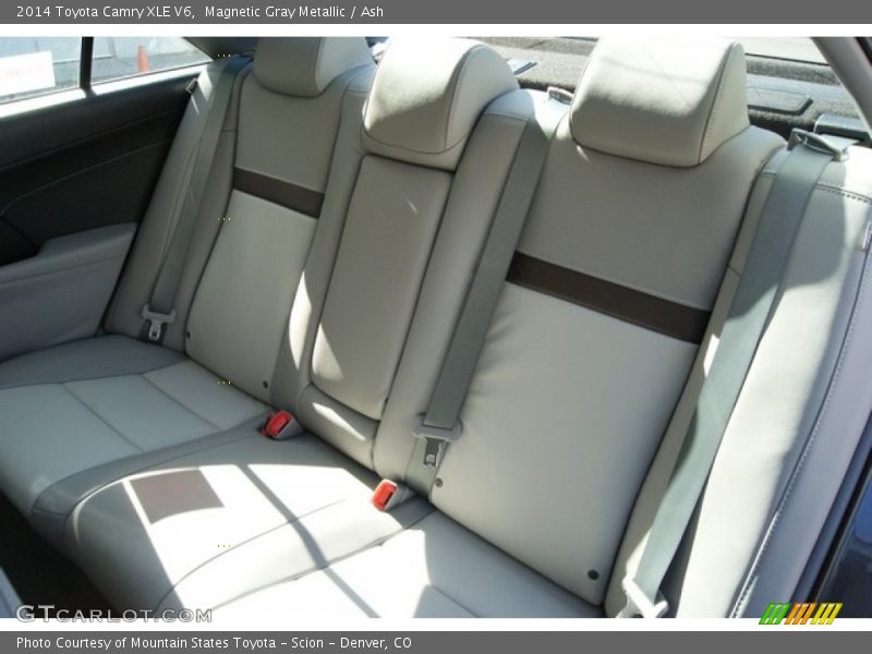 Magnetic Gray Metallic / Ash 2014 Toyota Camry XLE V6