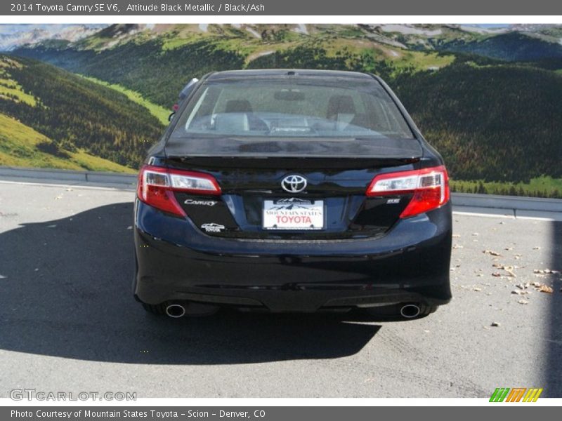 Attitude Black Metallic / Black/Ash 2014 Toyota Camry SE V6