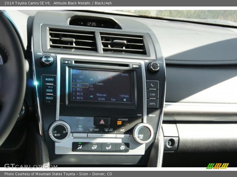 Attitude Black Metallic / Black/Ash 2014 Toyota Camry SE V6