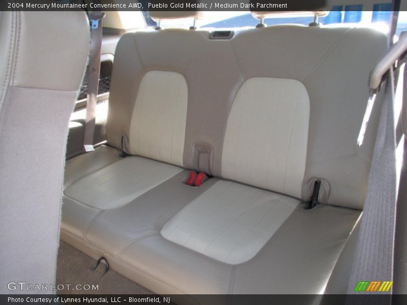 Pueblo Gold Metallic / Medium Dark Parchment 2004 Mercury Mountaineer Convenience AWD
