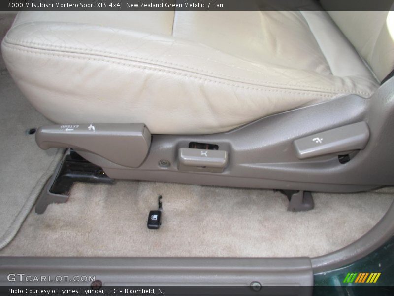 New Zealand Green Metallic / Tan 2000 Mitsubishi Montero Sport XLS 4x4