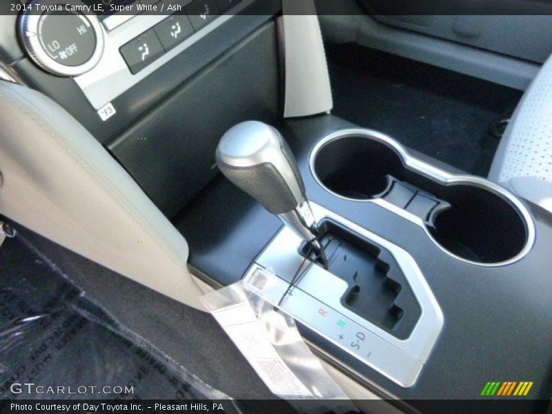 Super White / Ash 2014 Toyota Camry LE