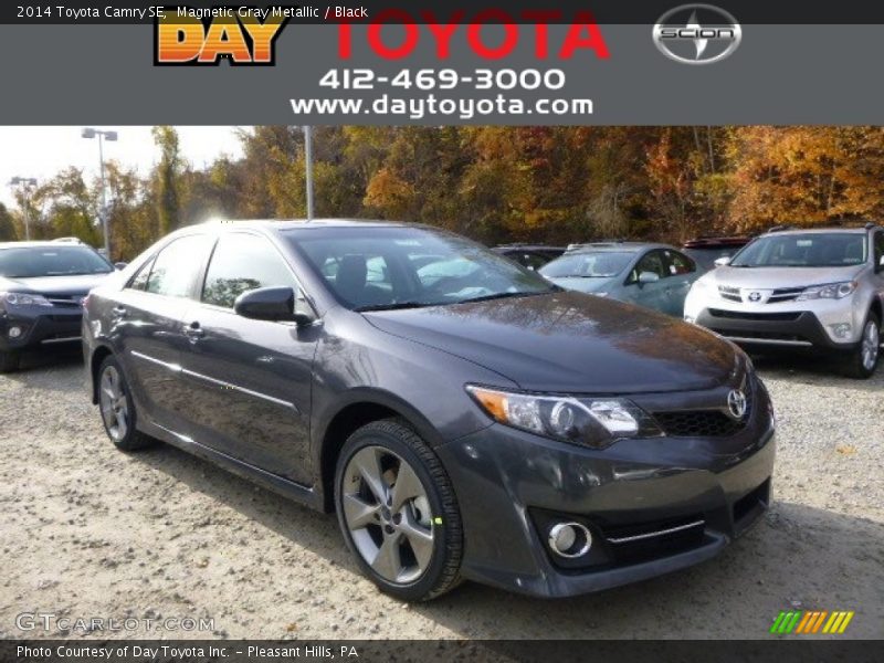 Magnetic Gray Metallic / Black 2014 Toyota Camry SE
