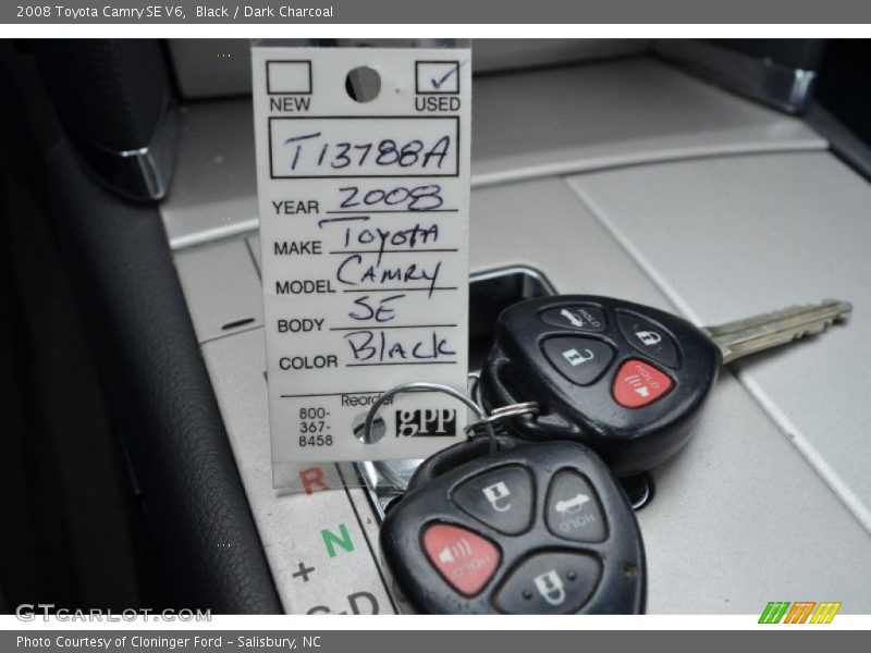 Black / Dark Charcoal 2008 Toyota Camry SE V6