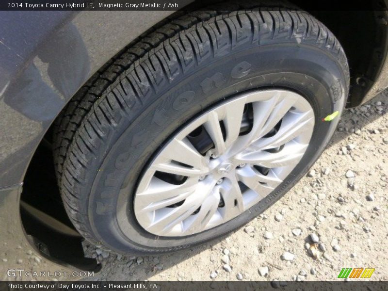 Magnetic Gray Metallic / Ash 2014 Toyota Camry Hybrid LE