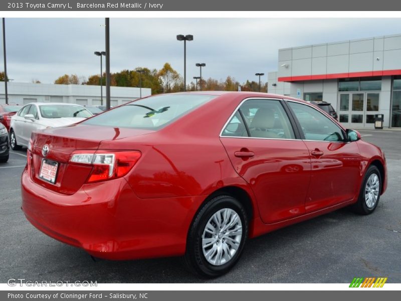 Barcelona Red Metallic / Ivory 2013 Toyota Camry L