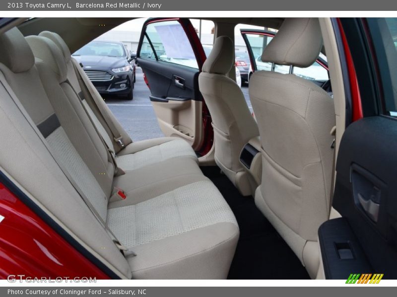 Barcelona Red Metallic / Ivory 2013 Toyota Camry L