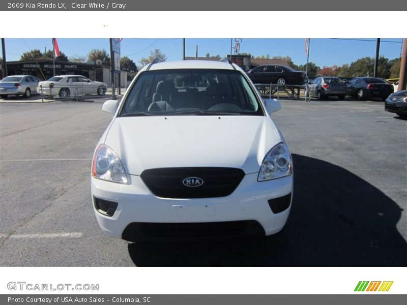 Clear White / Gray 2009 Kia Rondo LX