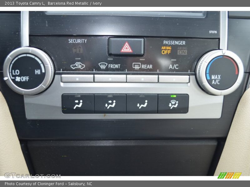 Barcelona Red Metallic / Ivory 2013 Toyota Camry L
