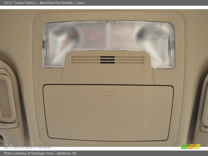 Barcelona Red Metallic / Ivory 2013 Toyota Camry L