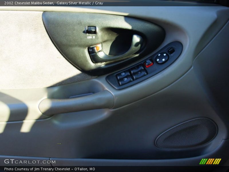 Galaxy Silver Metallic / Gray 2002 Chevrolet Malibu Sedan