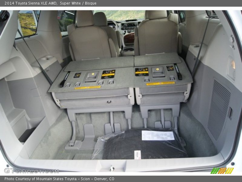 Super White / Bisque 2014 Toyota Sienna XLE AWD