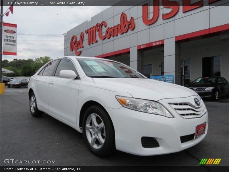 Super White / Ash Gray 2010 Toyota Camry LE