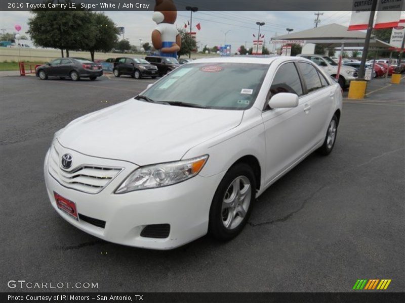 Super White / Ash Gray 2010 Toyota Camry LE