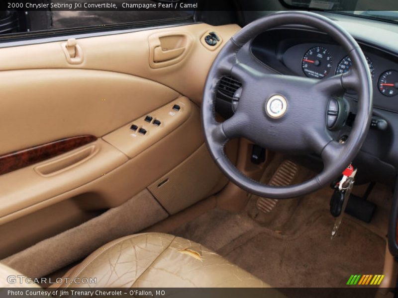 Champagne Pearl / Camel 2000 Chrysler Sebring JXi Convertible