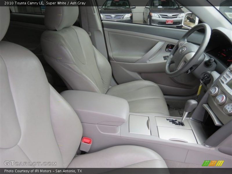 Super White / Ash Gray 2010 Toyota Camry LE