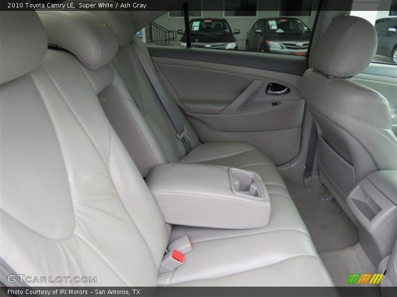 Super White / Ash Gray 2010 Toyota Camry LE