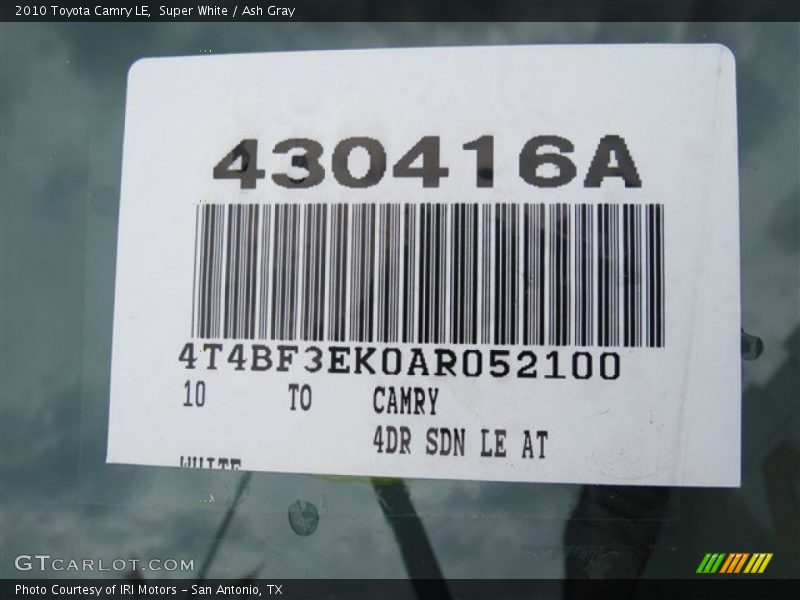 Super White / Ash Gray 2010 Toyota Camry LE
