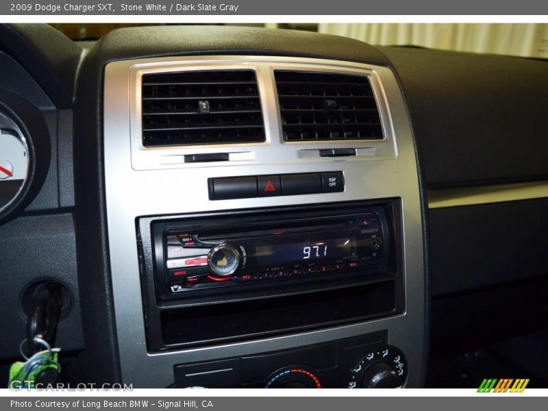 Stone White / Dark Slate Gray 2009 Dodge Charger SXT