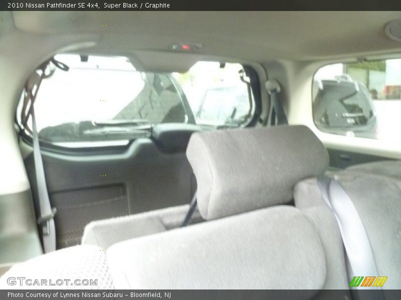 Super Black / Graphite 2010 Nissan Pathfinder SE 4x4