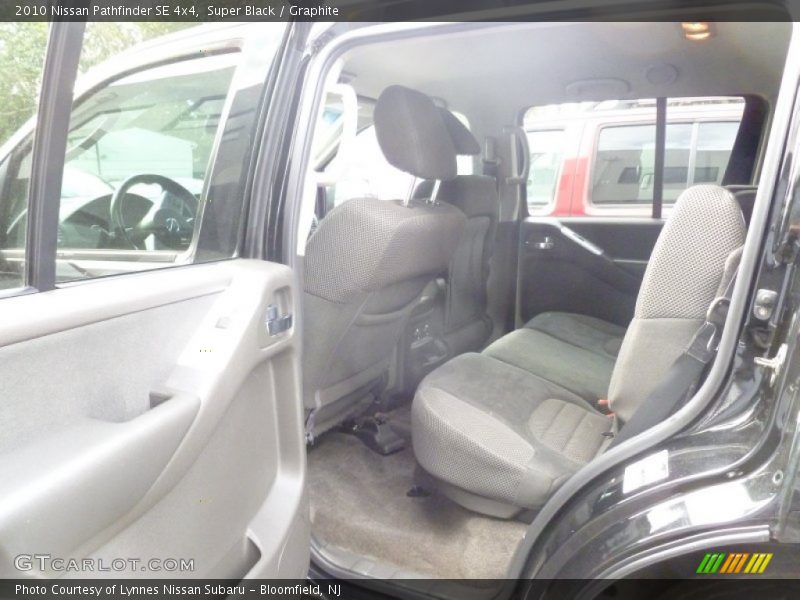Super Black / Graphite 2010 Nissan Pathfinder SE 4x4