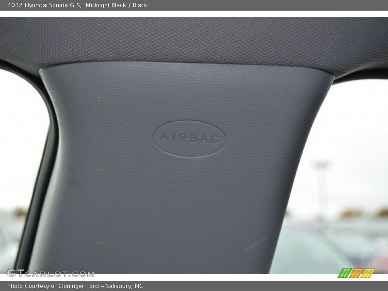 Midnight Black / Black 2012 Hyundai Sonata GLS