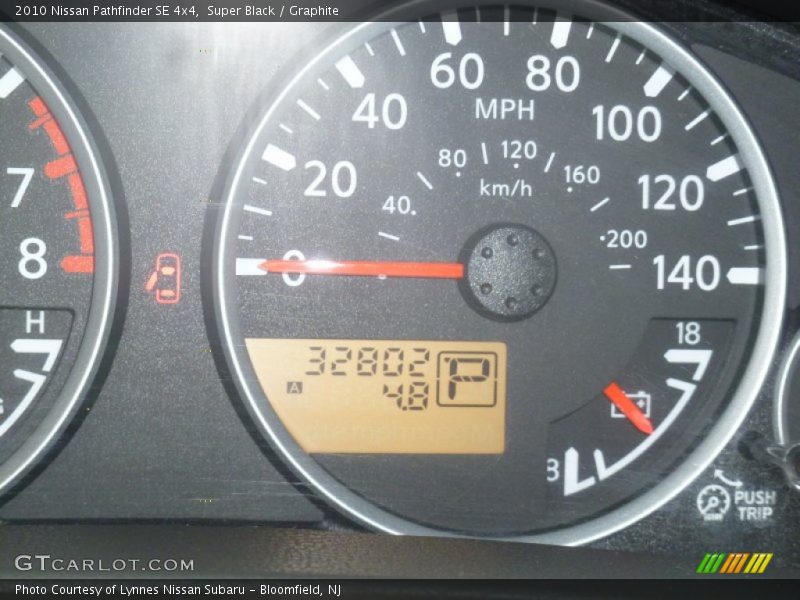 Super Black / Graphite 2010 Nissan Pathfinder SE 4x4