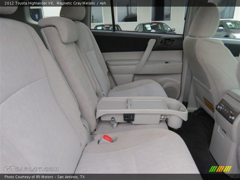 Magnetic Gray Metallic / Ash 2012 Toyota Highlander V6