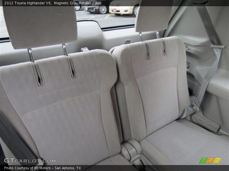 Magnetic Gray Metallic / Ash 2012 Toyota Highlander V6