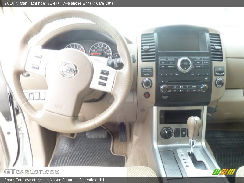 Avalanche White / Cafe Latte 2010 Nissan Pathfinder SE 4x4