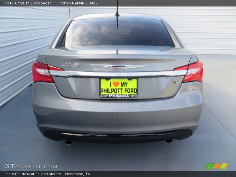 Tungsten Metallic / Black 2012 Chrysler 200 S Sedan