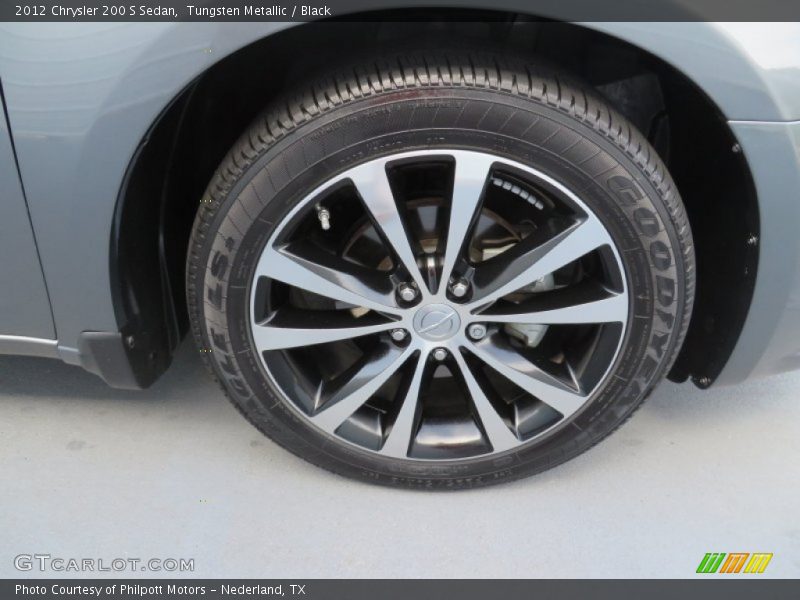 Tungsten Metallic / Black 2012 Chrysler 200 S Sedan